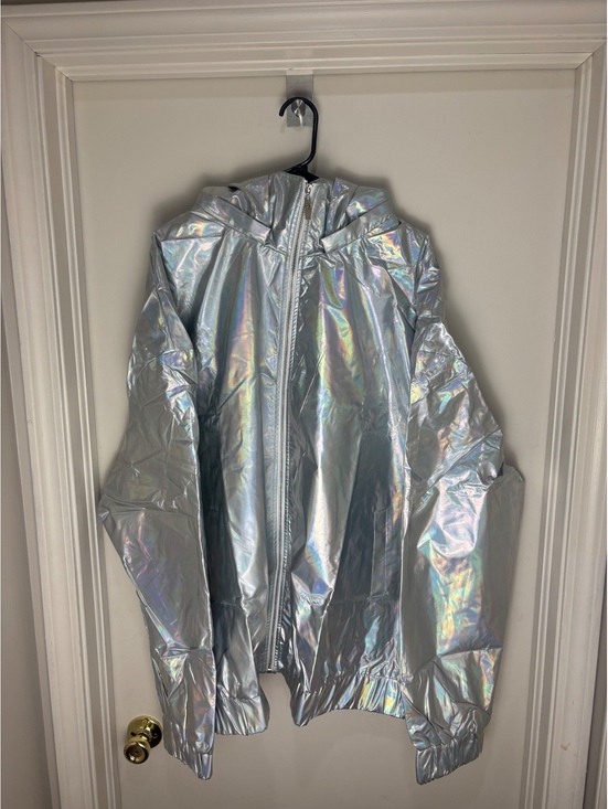 choosy Jackets & Blazers - Choosy Women’s 20 Silver Holographic Hooded Zip Windbreaker Jacket NWT